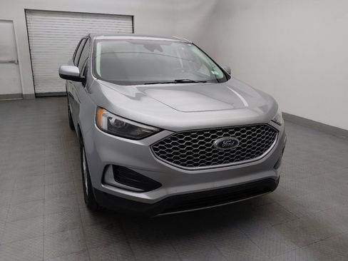 Used 2024 Ford Edge SEL image 14