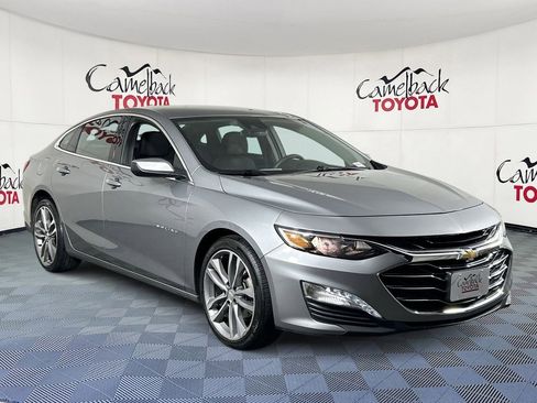Used 2023 Chevrolet Malibu LT image 3