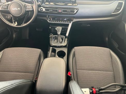 Certified 2023 Kia Seltos S FWD image 18