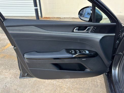 Used 2025 Kia K5 EX FWD image 42