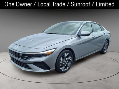 Used 2025 Hyundai Elantra Limited