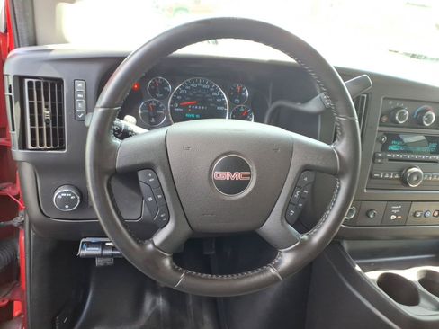 Used 2021 GMC Savana 3500 LS w/ Chrome Appearance Package RWD image 7