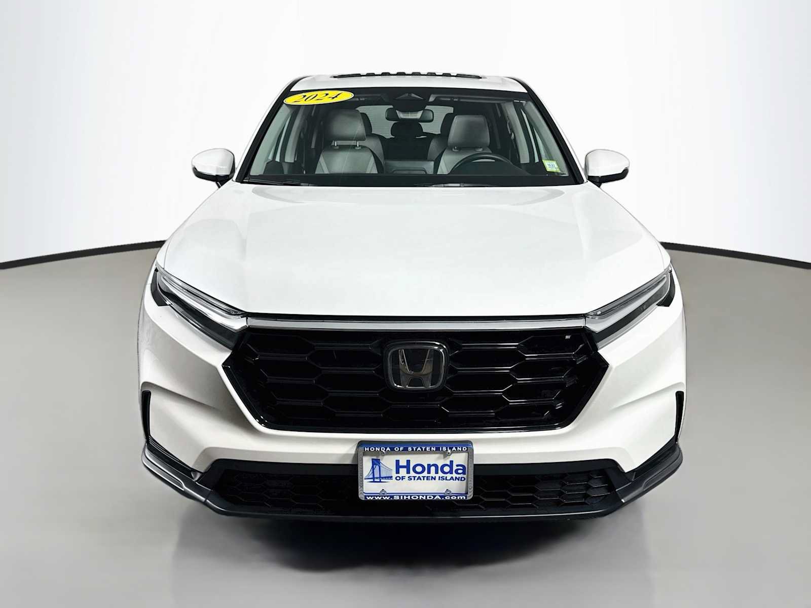 Used 2024 Honda CR-V EX image 2