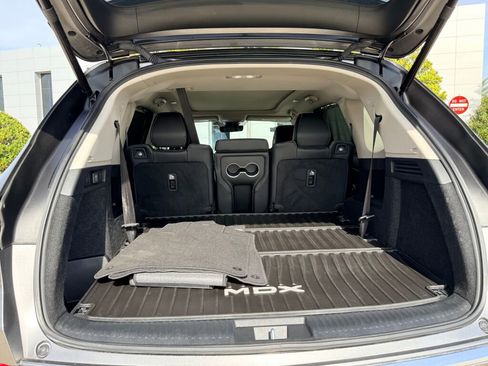 Used 2023 Acura MDX FWD w/ Technology Package image 13