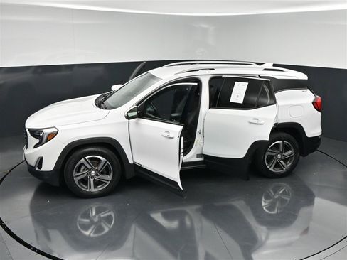 Used 2018 GMC Terrain SLT FWD image 29