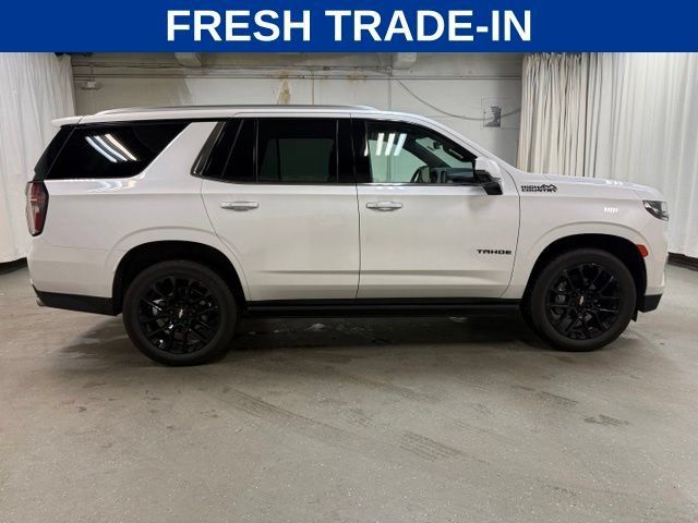 Used 2022 Chevrolet Tahoe High Country AWD/4WD image 3