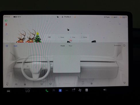 Used 2025 Tesla Model Y Long Range image 18