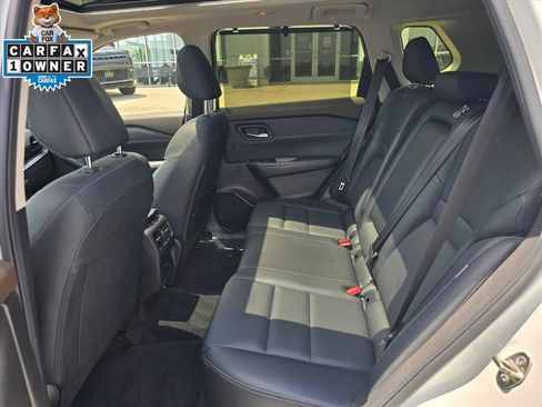 Used 2023 Nissan Rogue SV w/ SV Premium B Package AWD/4WD image 13