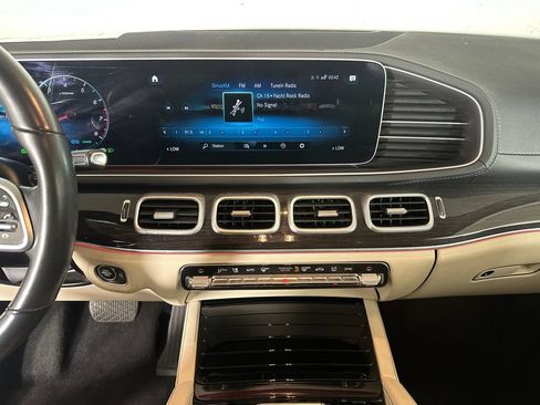 Certified 2022 Mercedes-Benz GLS 450 4MATIC image 30