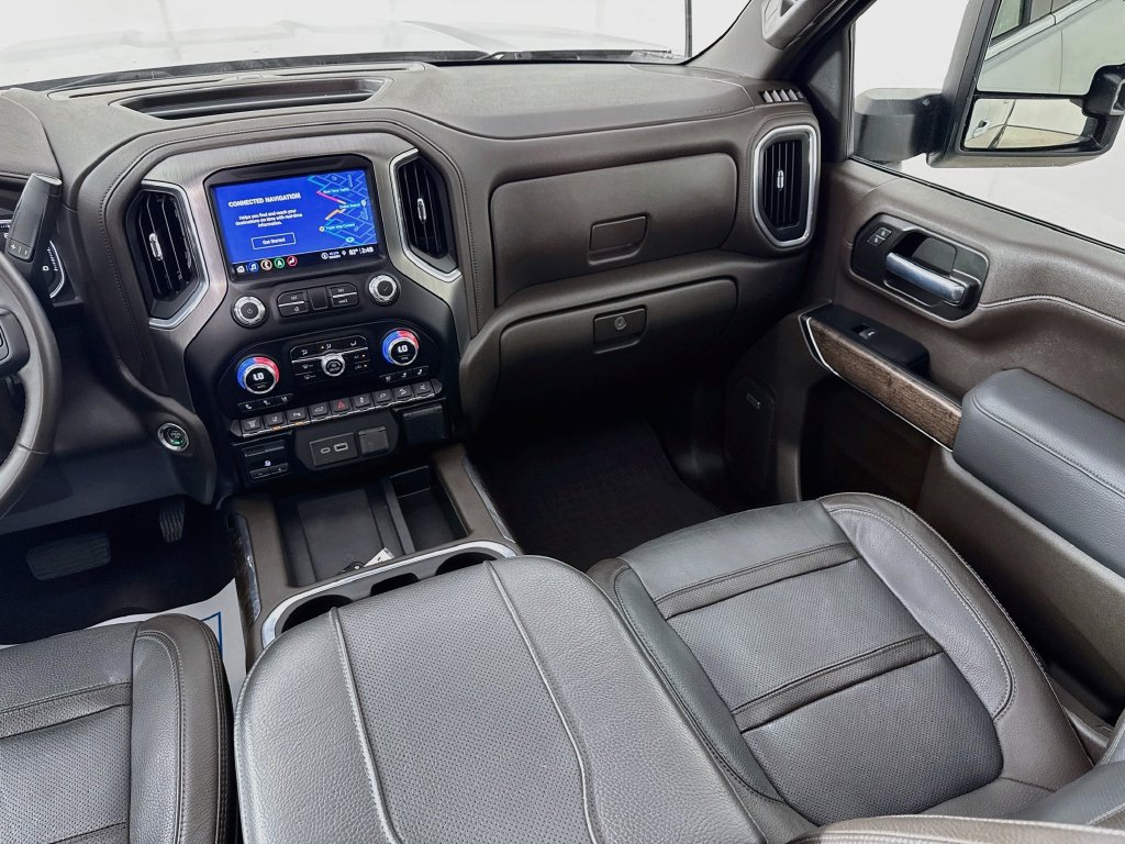 Used 2023 GMC Sierra 2500 Denali w/ Denali Ultimate Package AWD/4WD image 31