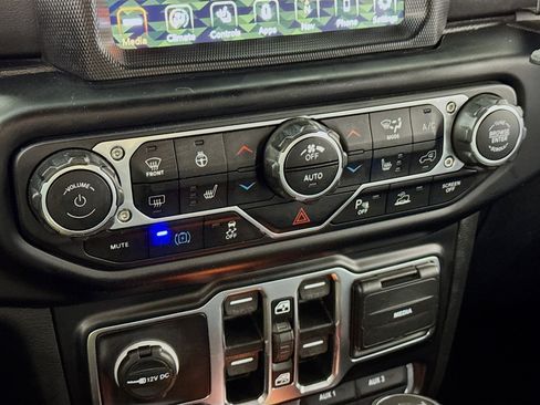 Used 2021 Jeep Wrangler Unlimited Rubicon 4xe w/ Steel Bumper Group image 19