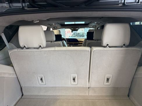 Used 2023 Cadillac Escalade Sport Platinum image 11