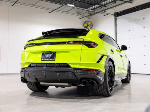 Used 2024 Lamborghini Urus Performante image 4