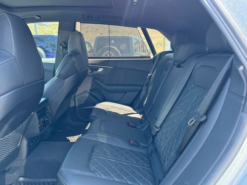 Used 2023 Audi SQ8 Premium Plus AWD/4WD image 15