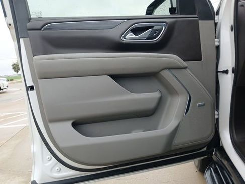 Used 2021 GMC Yukon SLT w/ SLT Premium Package image 20