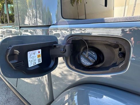 Certified 2025 Jeep Gladiator Rubicon image 39