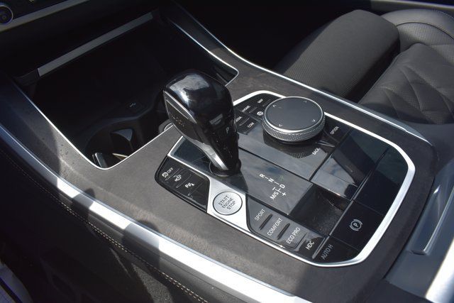 Used 2023 BMW X5 xDrive40i w/ Premium Package AWD/4WD image 30