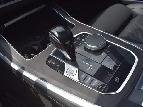Used 2023 BMW X5 xDrive40i w/ Premium Package AWD/4WD image 30