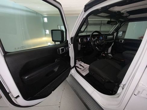 Used 2020 Jeep Wrangler Unlimited Sport S AWD/4WD image 11