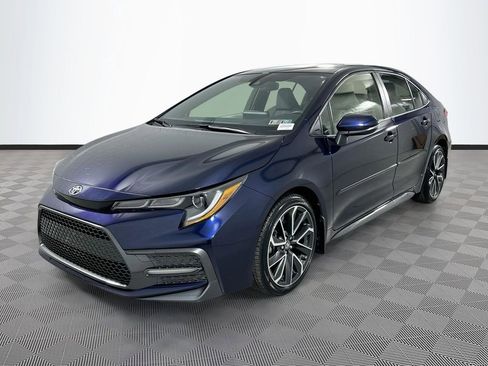 Used 2022 Toyota Corolla SE image 3