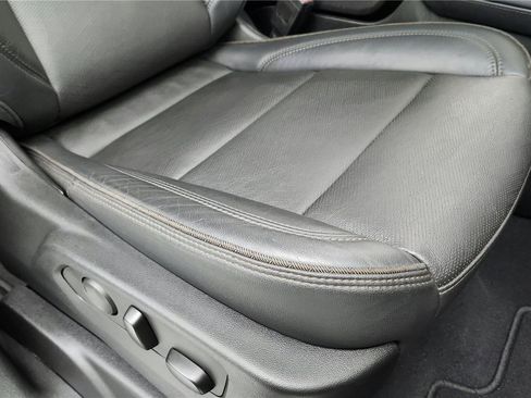 Used 2023 Chevrolet Tahoe High Country AWD/4WD image 30