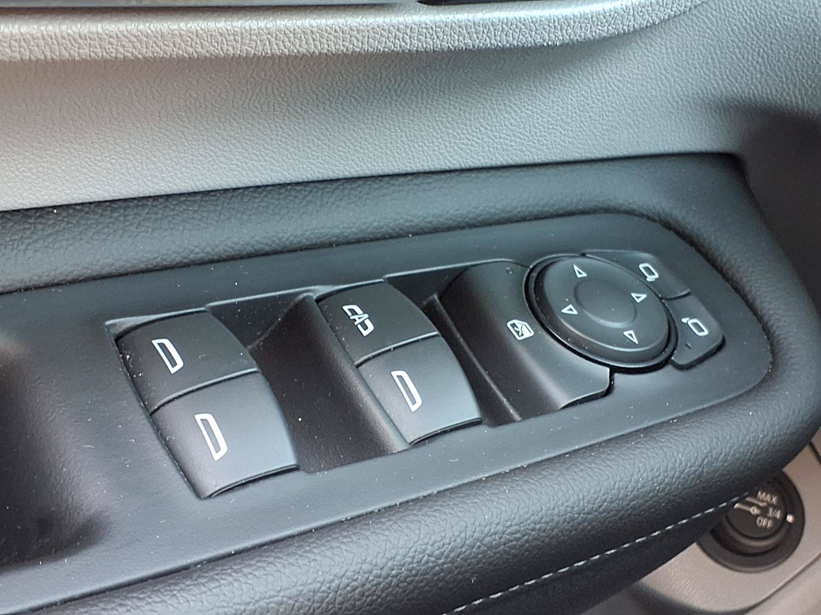 Used 2022 GMC Terrain SLT AWD/4WD image 21