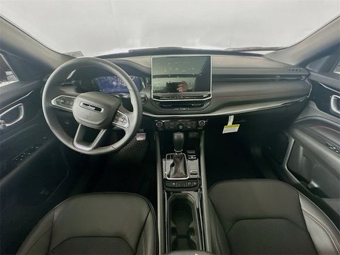 New 2026 Jeep Compass Trailhawk w/ Sun, Sound & Navigation Group image 9