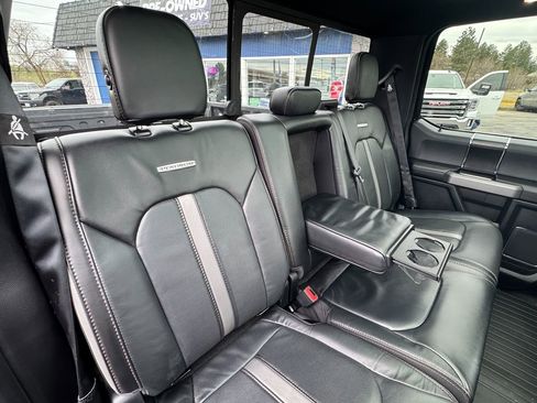 Used 2018 Ford F150 Platinum w/ Technology Package image 17