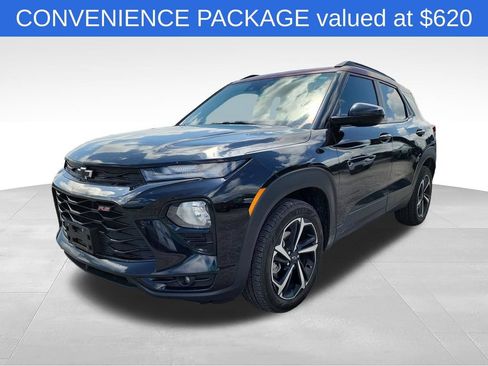 Used 2021 Chevrolet TrailBlazer RS w/ Technology Package AWD/4WD image 4
