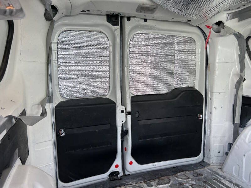 Used 2017 RAM ProMaster City Tradesman SLT w/ Rear Back-up Camera Group FWD image 12