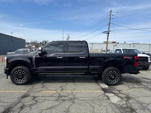 Certified 2023 Ford F250 Platinum w/ FX4 Off-Road Package image 3