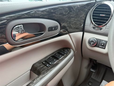 Used 2014 Buick Enclave Leather image 24