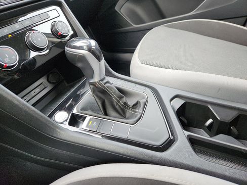 Certified 2024 Volkswagen Taos S image 20