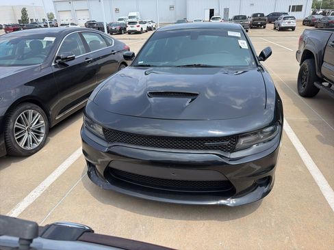 Used 2020 Dodge Charger GT w/ Driver Convenience Group RWD image 2