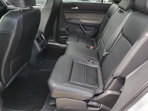 Used 2023 Volkswagen Atlas Cross Sport SEL R-Line AWD/4WD image 15