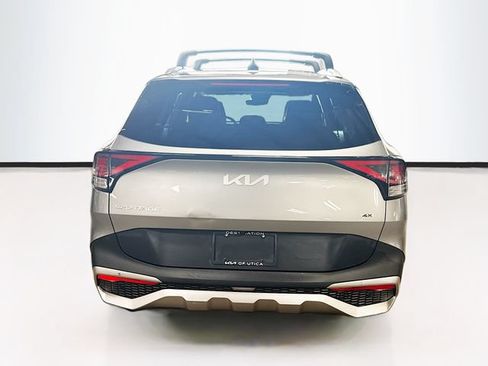 Used 2024 Kia Sportage EX AWD/4WD image 6