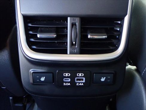 Certified 2024 Subaru Outback Limited image 11