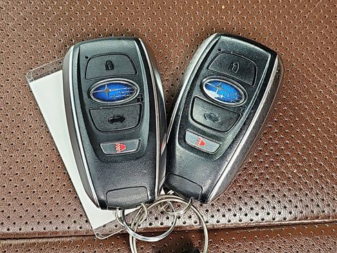 Used 2023 Subaru Ascent Touring AWD/4WD image 17
