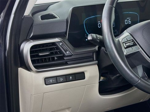 Used 2024 Kia Telluride S w/ S Sunroof Package image 10