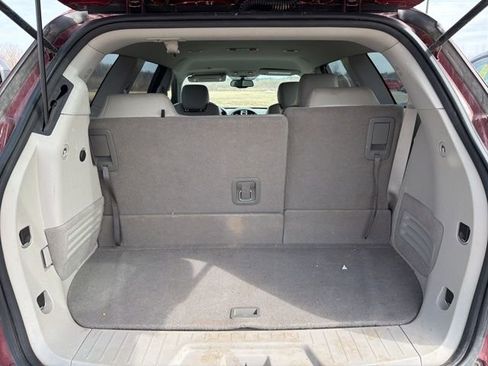 Used 2017 Buick Enclave Leather image 9