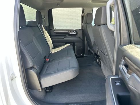 Used 2025 Chevrolet Silverado 3500 LT w/ Convenience Package image 26