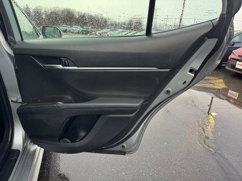 Certified 2023 Toyota Camry SE image 29
