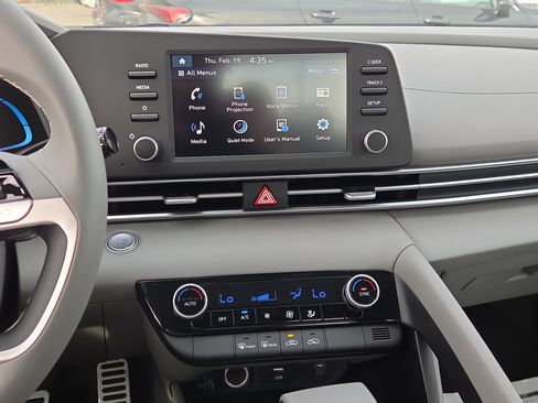 New 2026 Hyundai Elantra Sport image 12