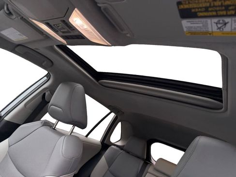 Used 2025 Toyota RAV4 Limited image 23