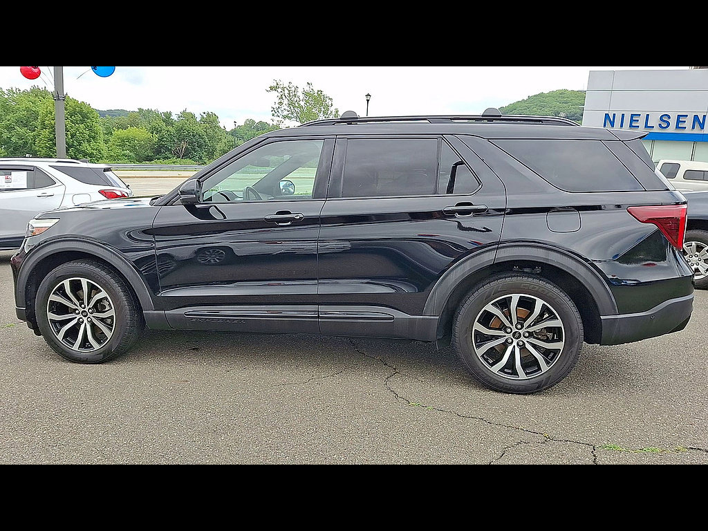 Used 2020 Ford Explorer ST w/ Premium Technology Package AWD/4WD image 5