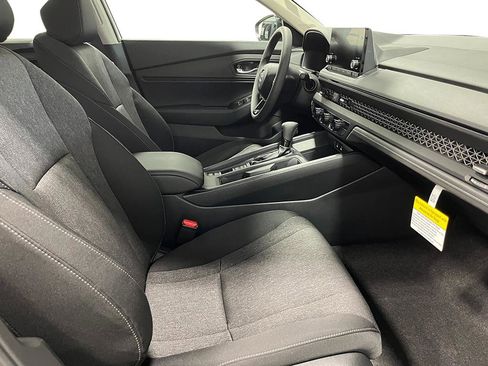 New 2025 Honda Accord SE image 26
