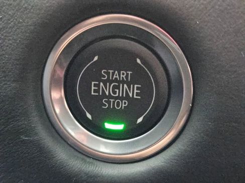 Used 2025 Cadillac Escalade V w/ LPO, ONYX Package image 24