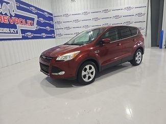Used 2015 Ford Escape SE video 1