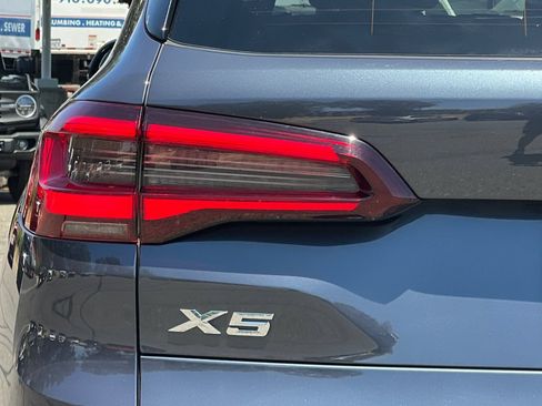 Used 2022 BMW X5 sDrive40i w/ Parking Assistance Package RWD image 46