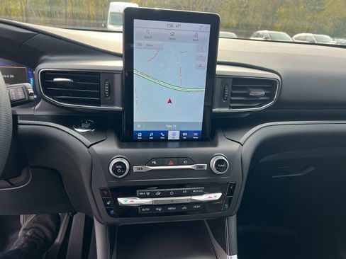 Used 2020 Ford Explorer ST w/ ST Street Pack image 19